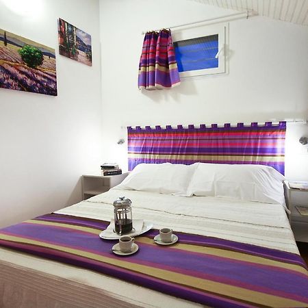 Villa Chiara Marina Trilocale อิมเปรีอา ภายนอก รูปภาพ