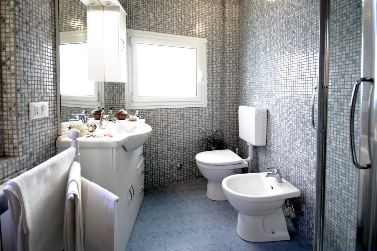 Villa Chiara Marina Trilocale อิมเปรีอา ภายนอก รูปภาพ